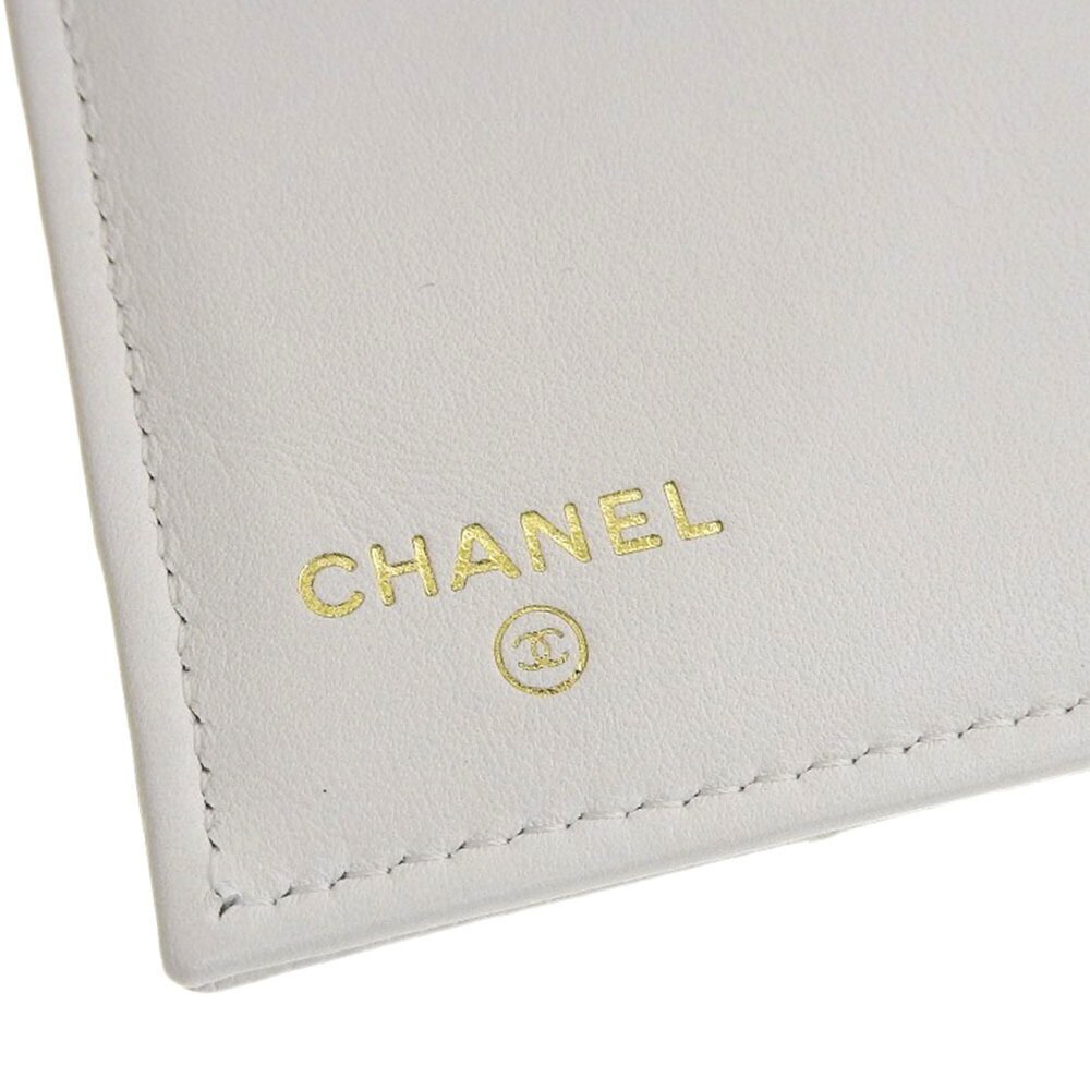 CHANEL White Caviar Leather Logo Wallet - Picture 6 of 6